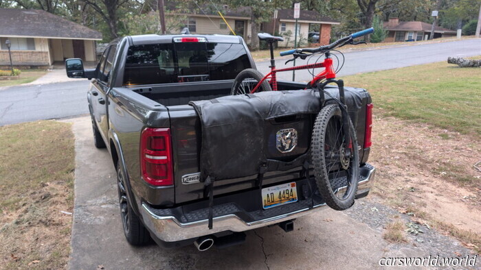 Il Ram 1500 V8 Hemi 2026 è peggiore sulla carta ma migliore nella realtà rispetto al sei cilindri Hurricane | Recensione | Carscoops